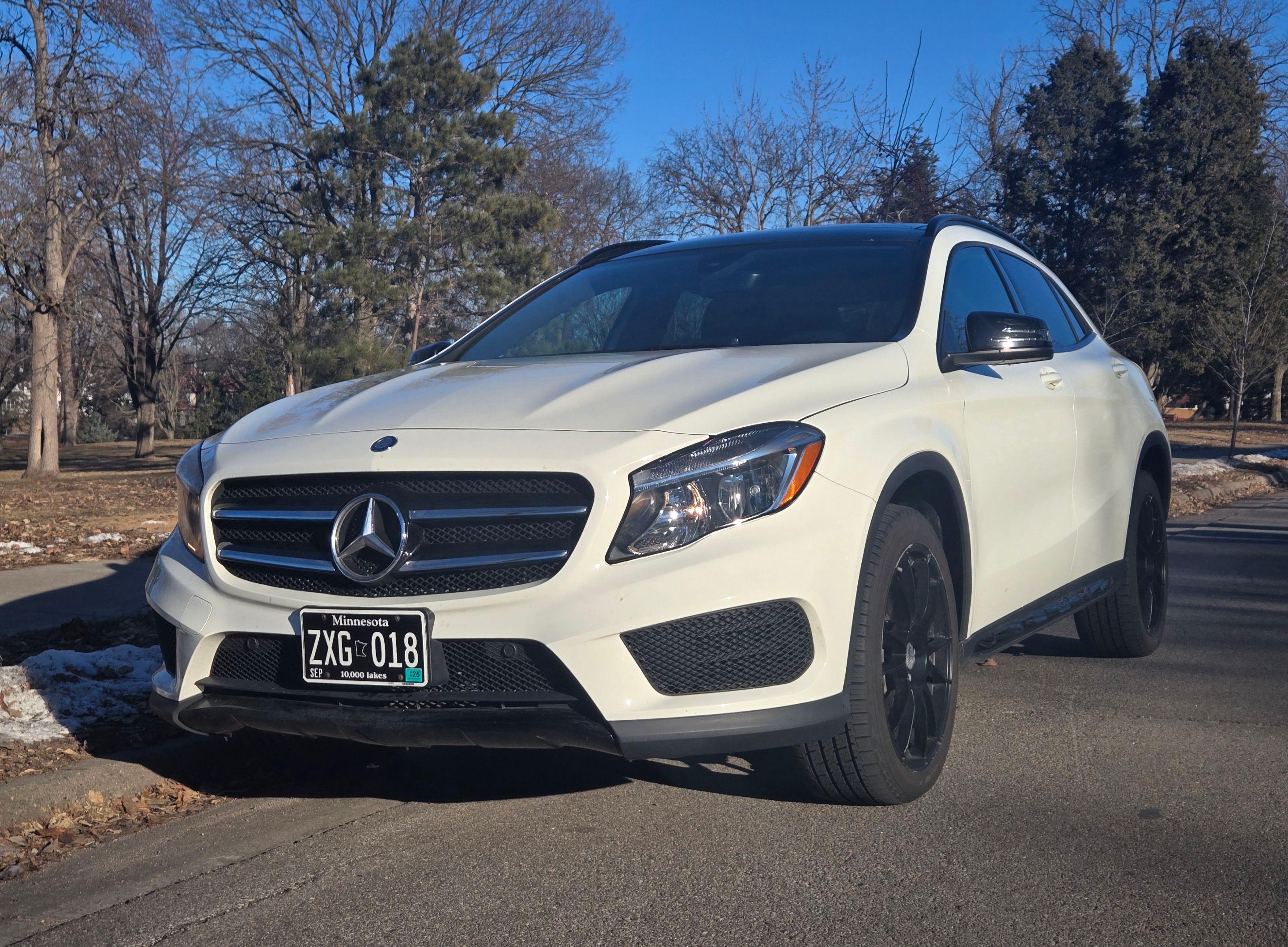 Mercedes-Benz GLA-Class 2017 in Saint Paul, MN