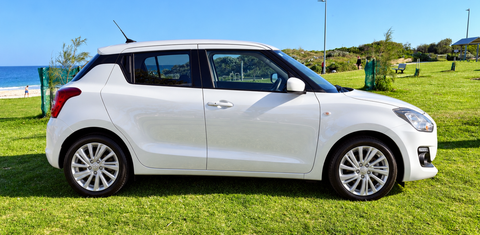 Suzuki SWIFT 2023
