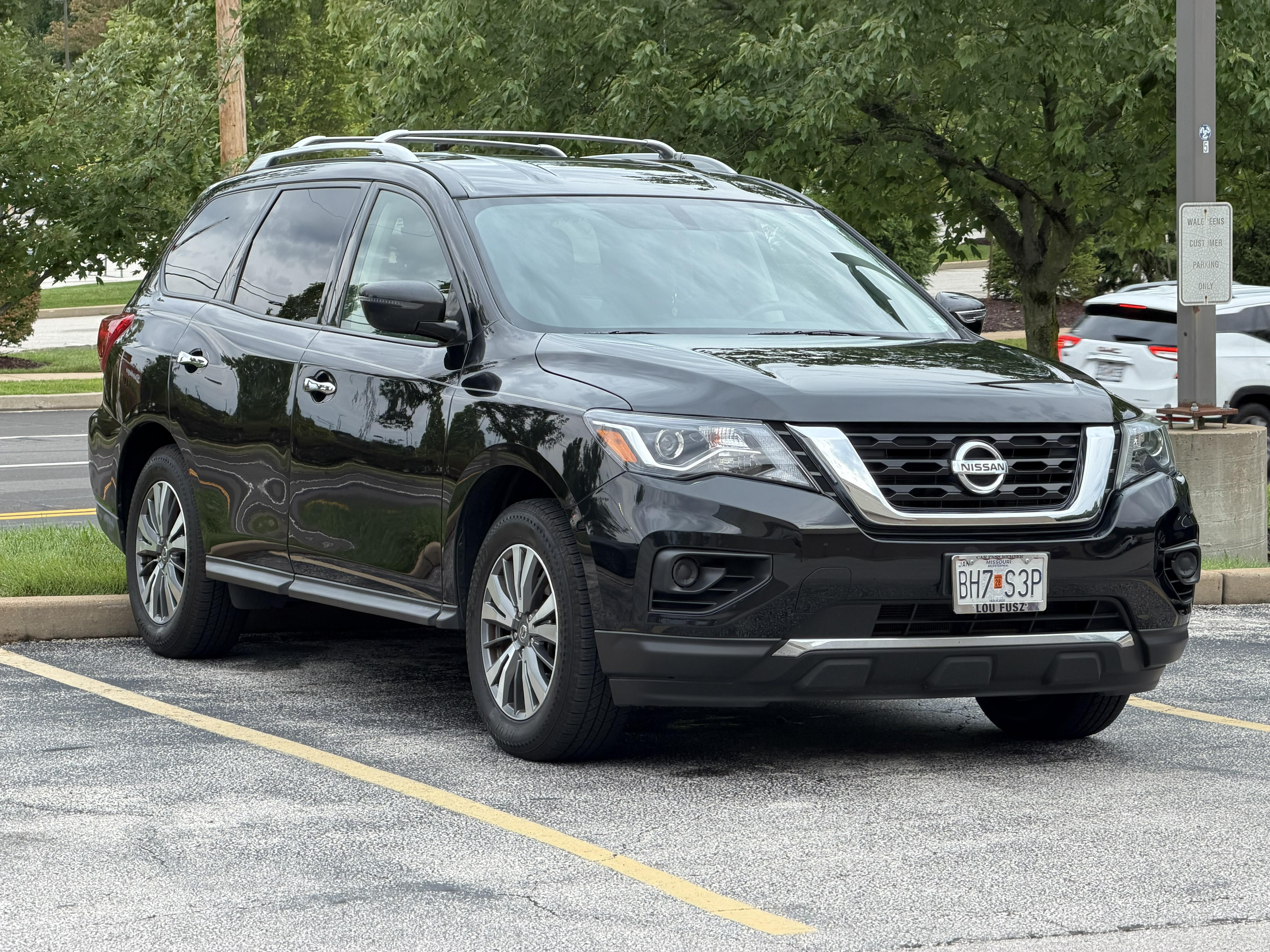 Nissan Pathfinder 2020 in Kirkwood, MO