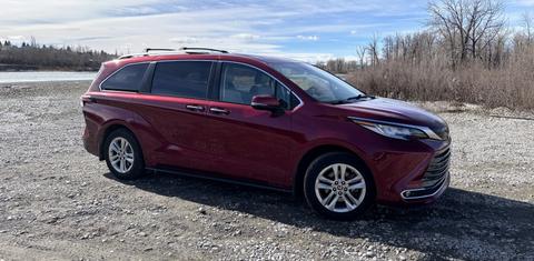 Toyota Sienna 2022