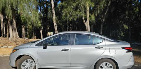 Nissan Versa 2024