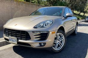 Porsche Macan car