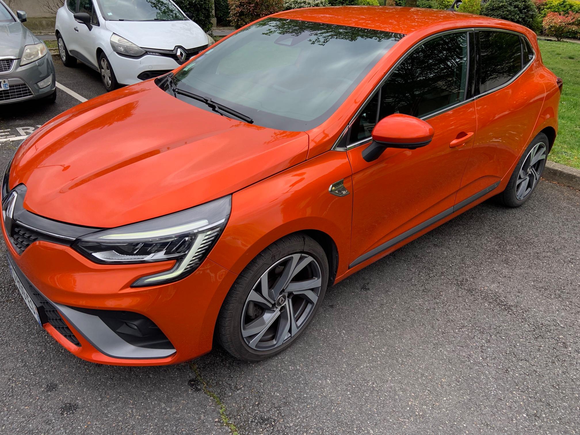 Renault CLIO V 2020 à Beauchamp