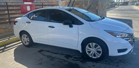 Nissan Versa 2025