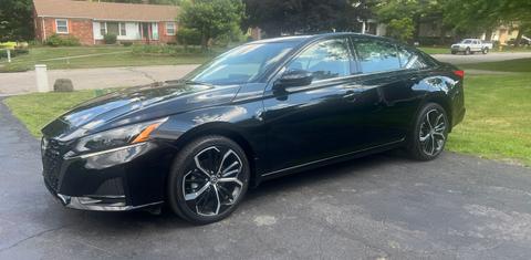 Nissan Altima 2024