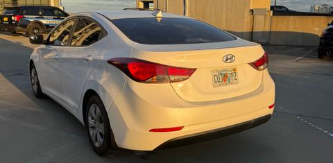 Hyundai Elantra 2016
