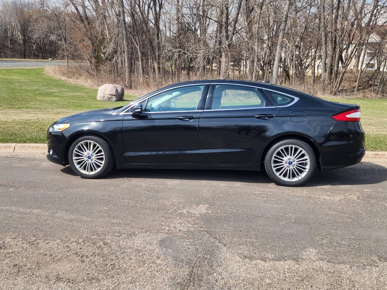 Ford Fusion 2015 in Inver Grove Heights, MN