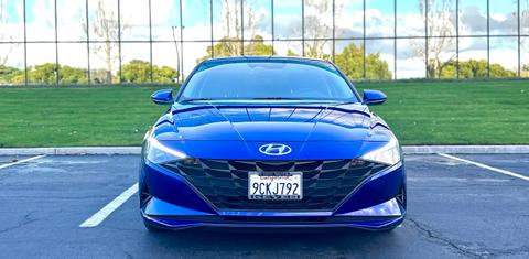 Hyundai Elantra 2022