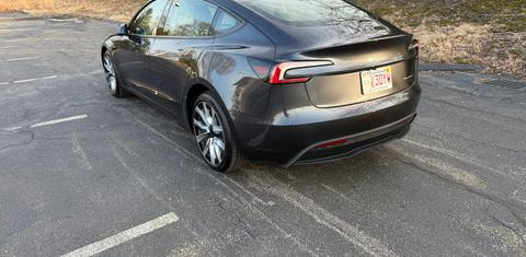 Tesla Model 3 2025