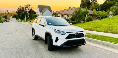 Toyota RAV4 2025