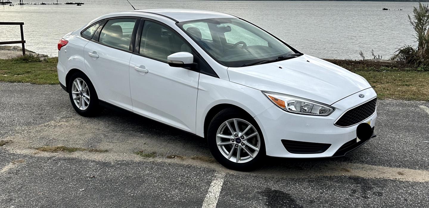 Ford Focus 2015 rental in Deptford, NJ by Vincent T. Turo