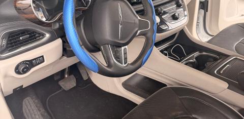 Chrysler Pacifica 2023