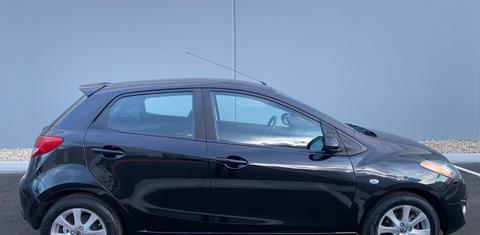 Mazda Mazda2 2014