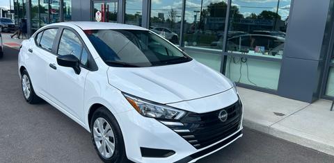 Nissan Versa 2025
