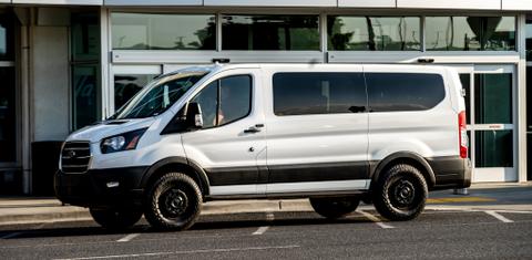 Ford Transit-150 Wagon 2020