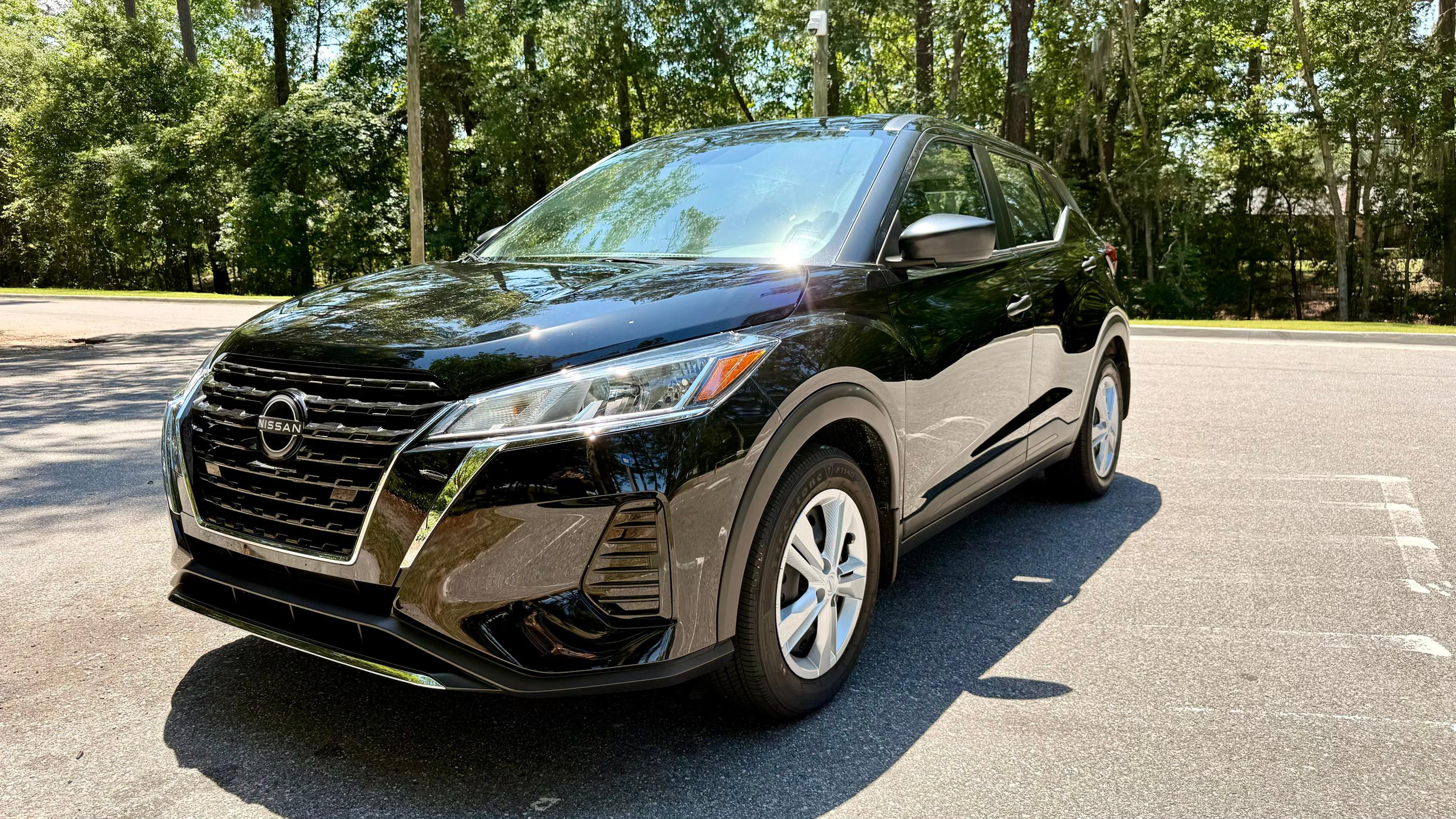 Nissan Kicks Play 2025 in Savannah, GA