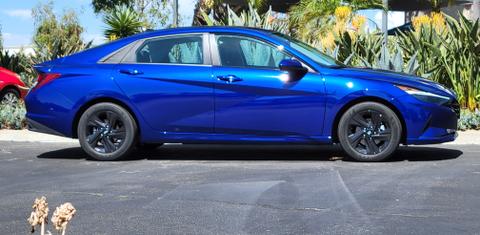Hyundai Elantra 2021