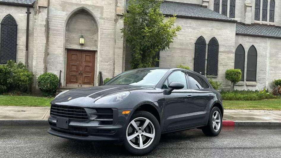 Porsche Macan 2021 in Los Angeles, CA