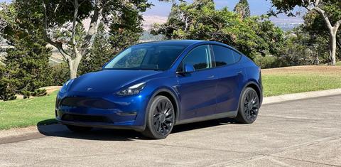 Tesla Model Y 2025