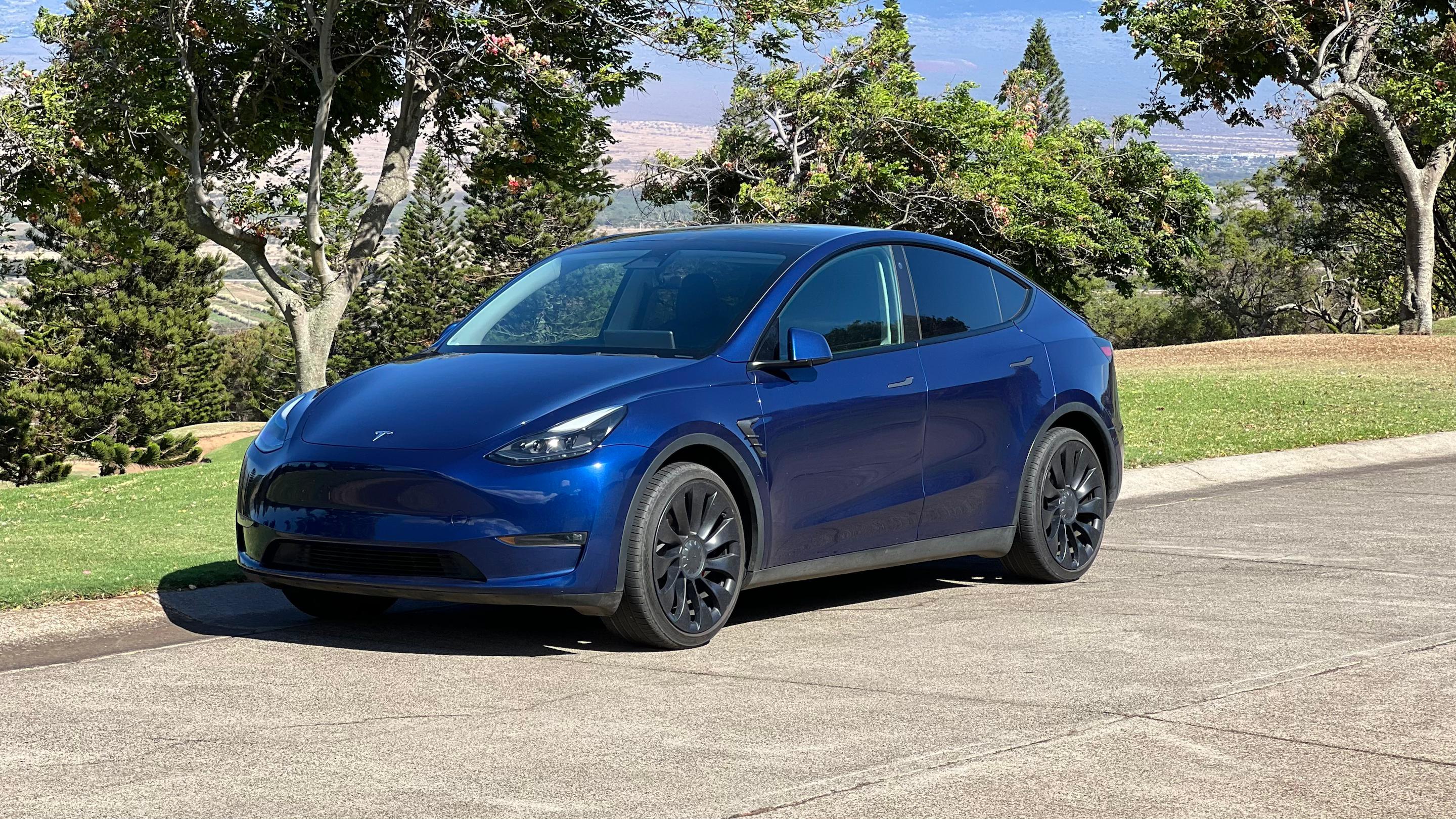 Tesla Model Y 2025 in Kahului, HI