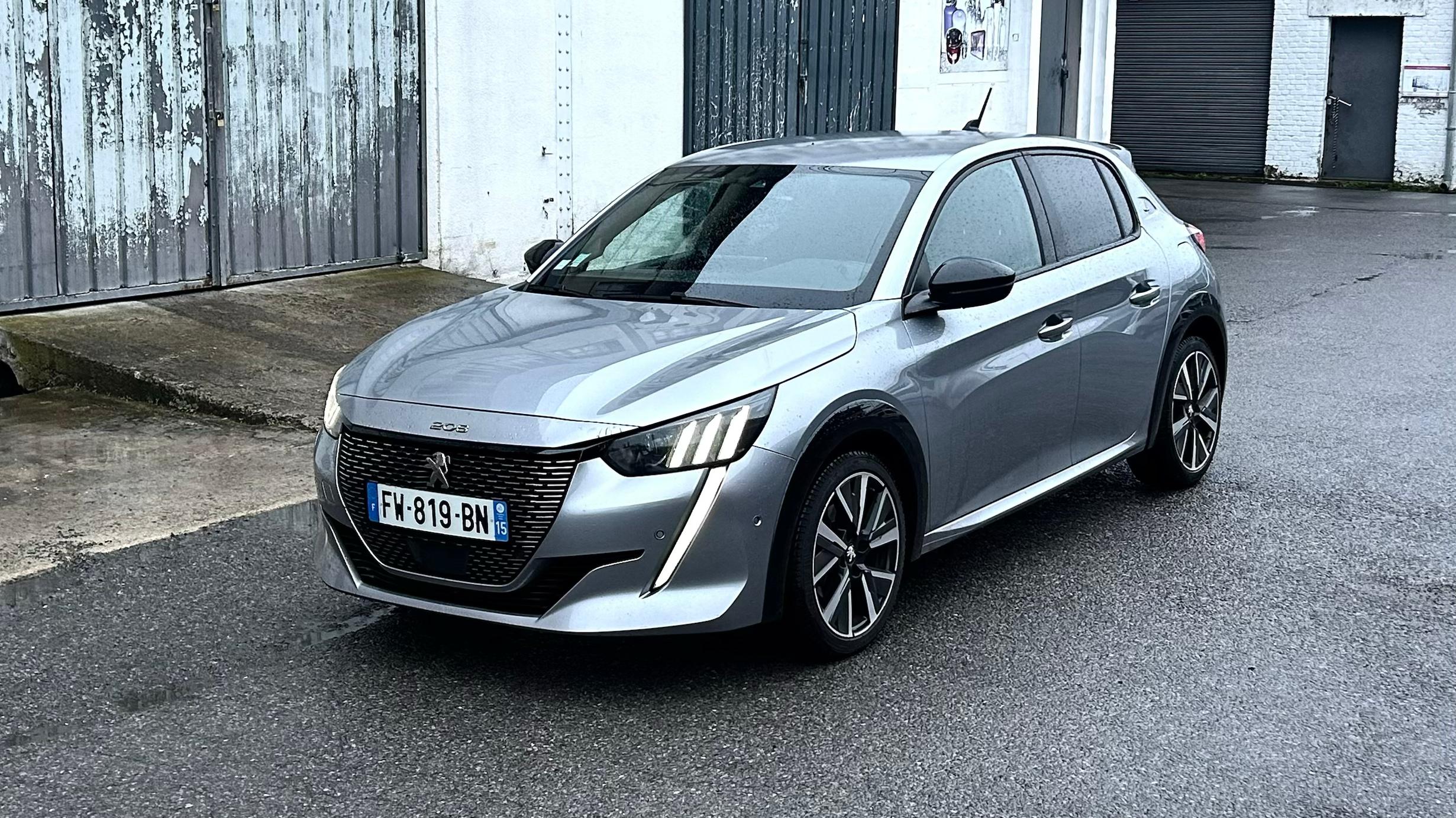 Peugeot 208 2020 à Creil