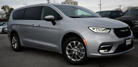 Chrysler Pacifica 2023