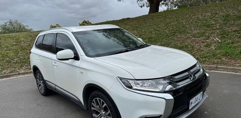 Mitsubishi OUTLANDER 2017