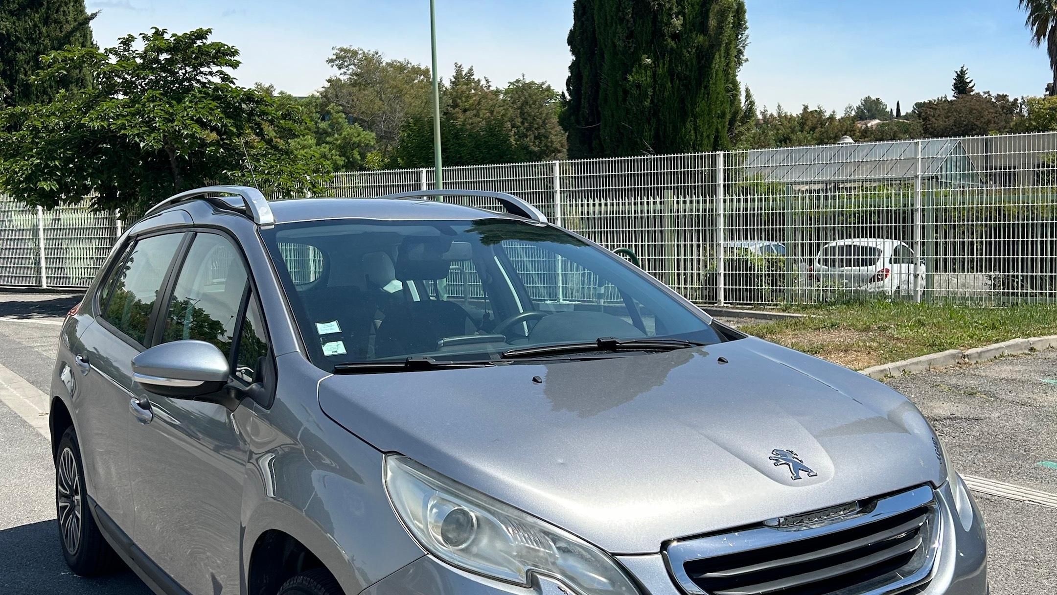 Peugeot 2008 2013 à Cannes
