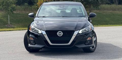 Nissan Altima 2019
