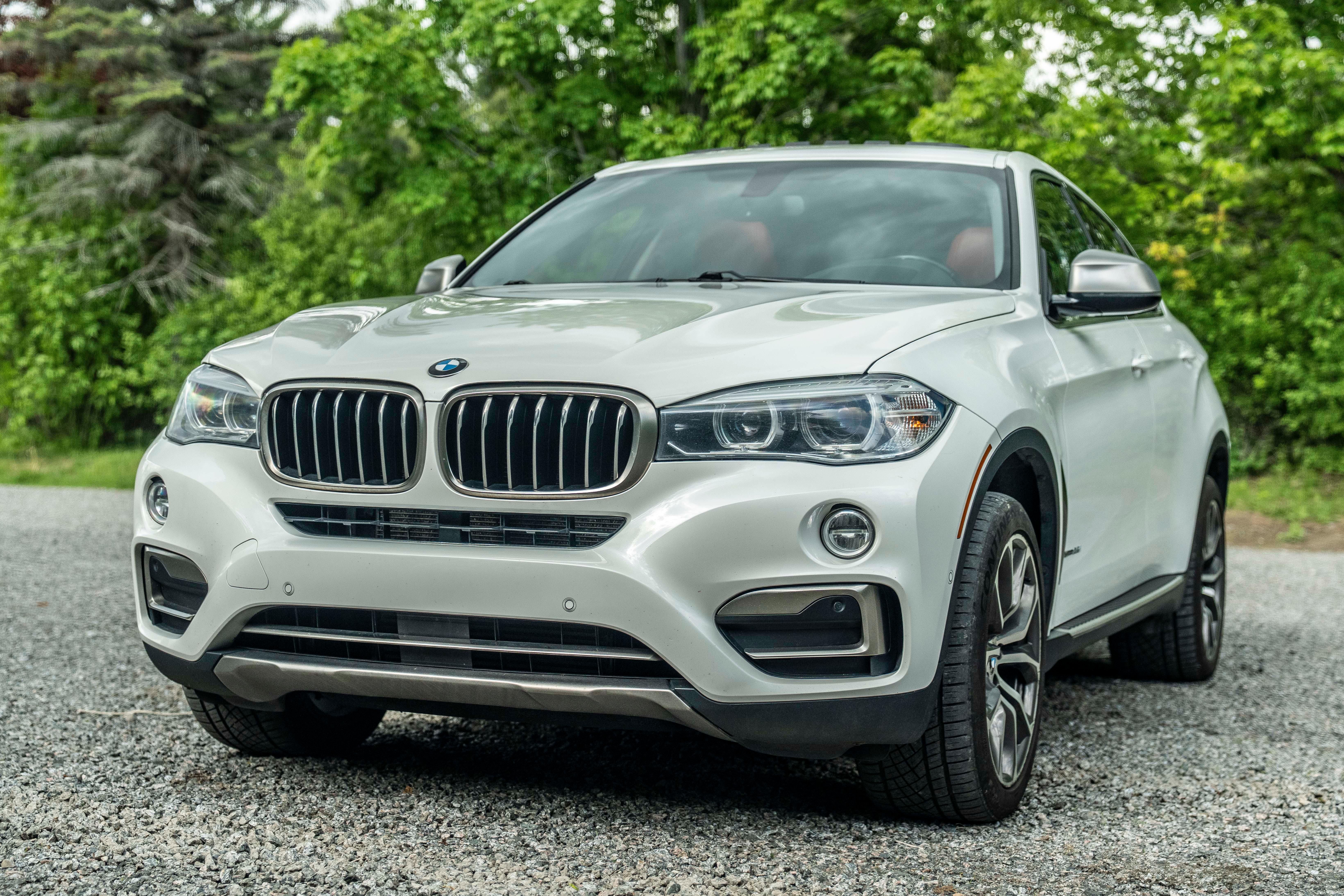 BMW X6 2018 in Kirkland, QC