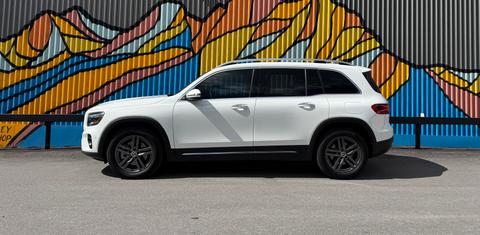 Mercedes-Benz GLB-Class 2025
