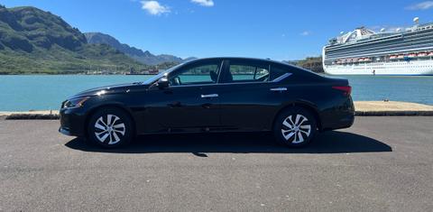 Nissan Altima 2025