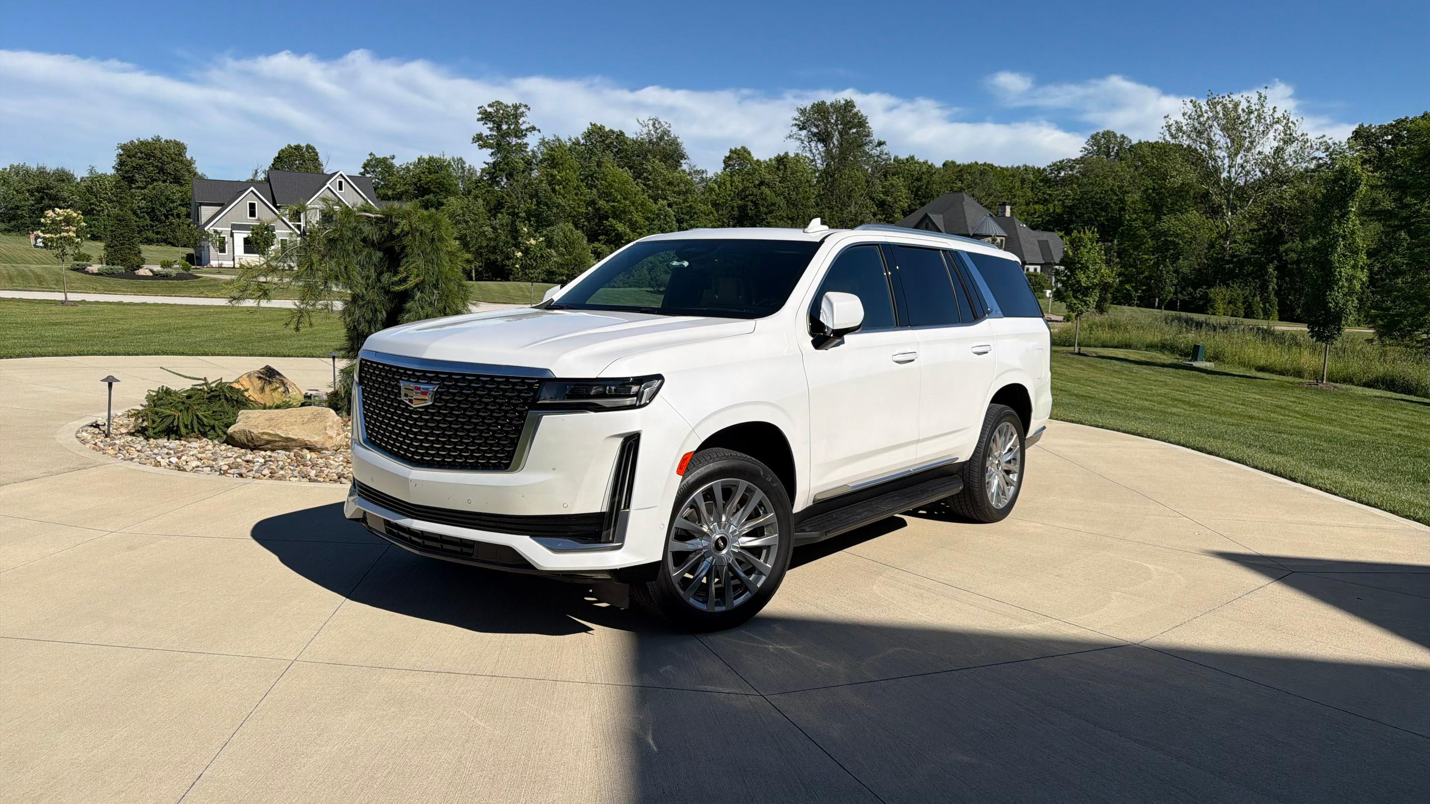 Cadillac Escalade 2023 in Cleveland, OH
