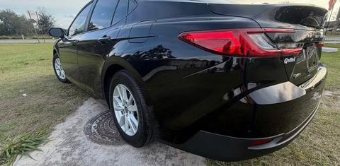 Toyota Camry Hybrid 2026