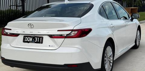 Toyota CAMRY 2025