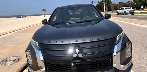 Mitsubishi Outlander 2026