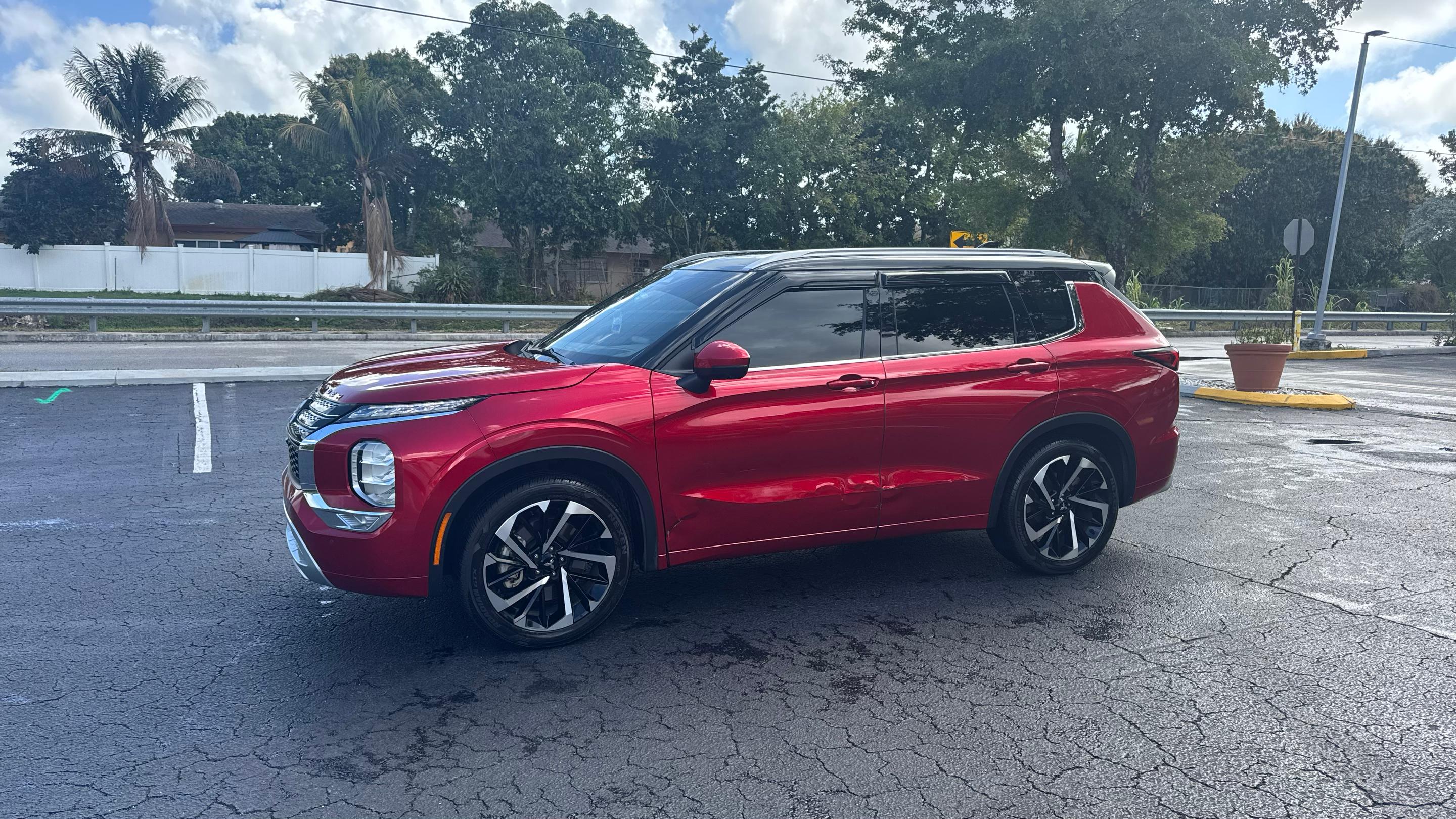 Mitsubishi Outlander 2024 in West Palm Beach, FL