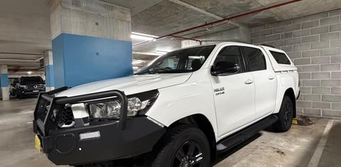Toyota HILUX 2025