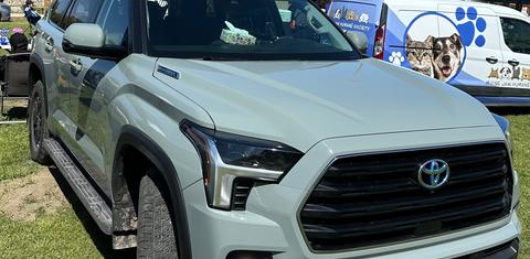 Toyota Sequoia 2024