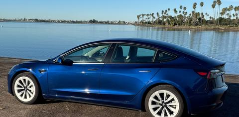 Tesla Model 3 2022