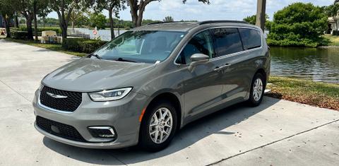 Chrysler Pacifica 2022