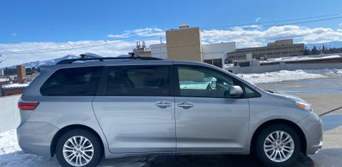 Toyota Sienna 2016