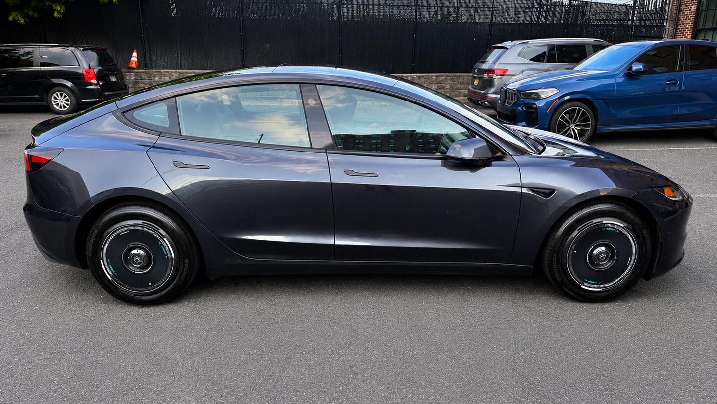 Tesla Model 3 2024 in 