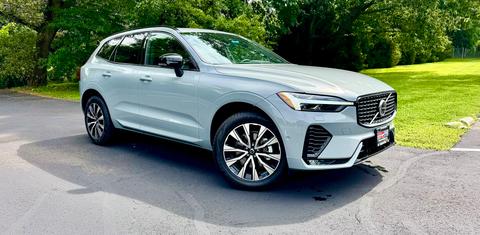 Volvo XC60 2025