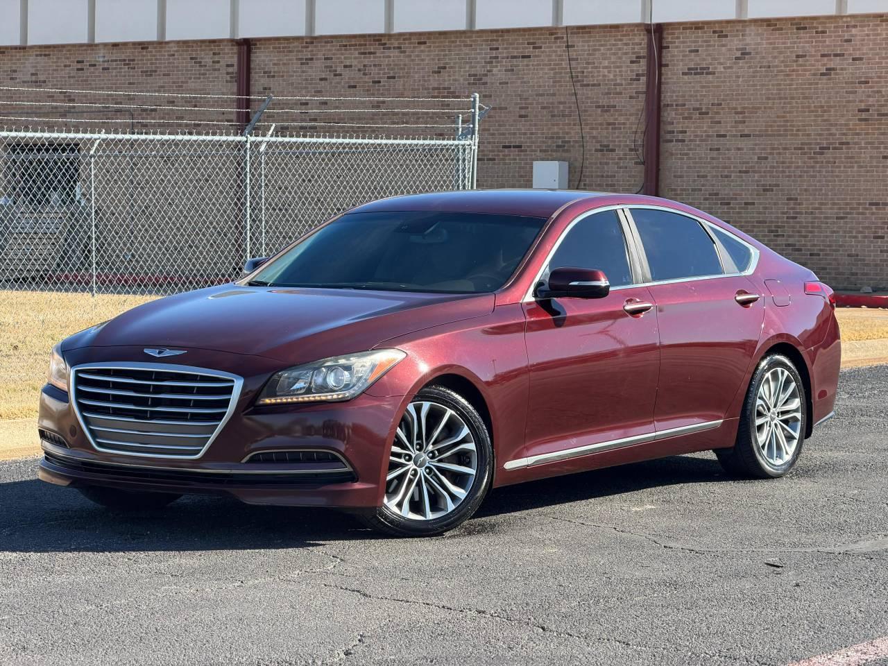 Hyundai Genesis 2015 in Bedford, TX