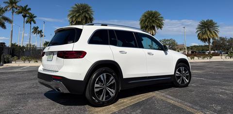Mercedes-Benz GLB-Class 2024