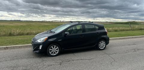 Toyota Prius c 2017