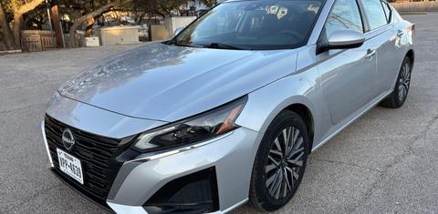 Nissan Altima 2023