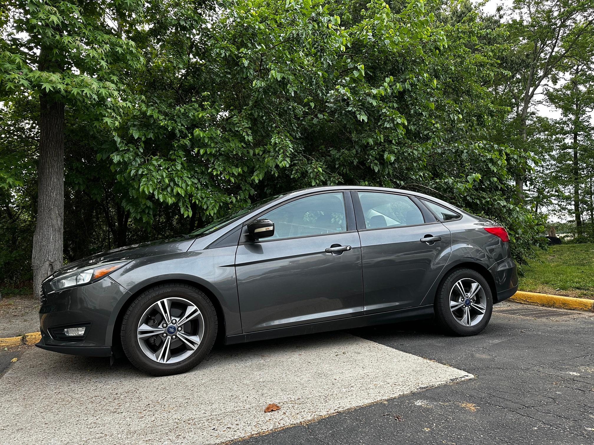 Ford Focus 2017 in Virginia Beach, VA