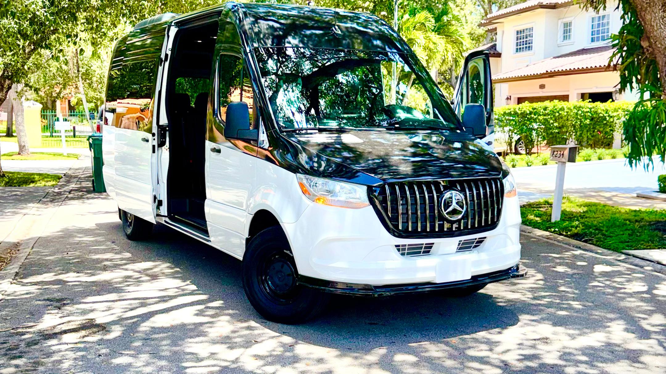 Mercedes-Benz Sprinter 2025 in Miami Lakes, FL